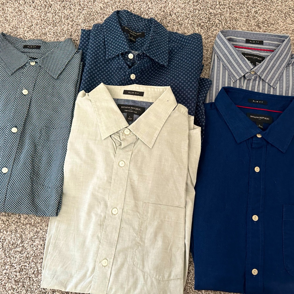 FIVE Men’s Large Banana Republic Long sleeve dress shirts.